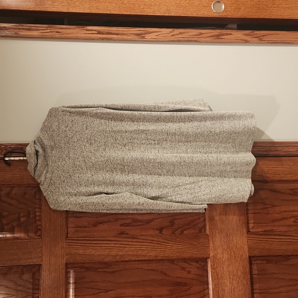 Gray Tunic - Picture 4 of 4